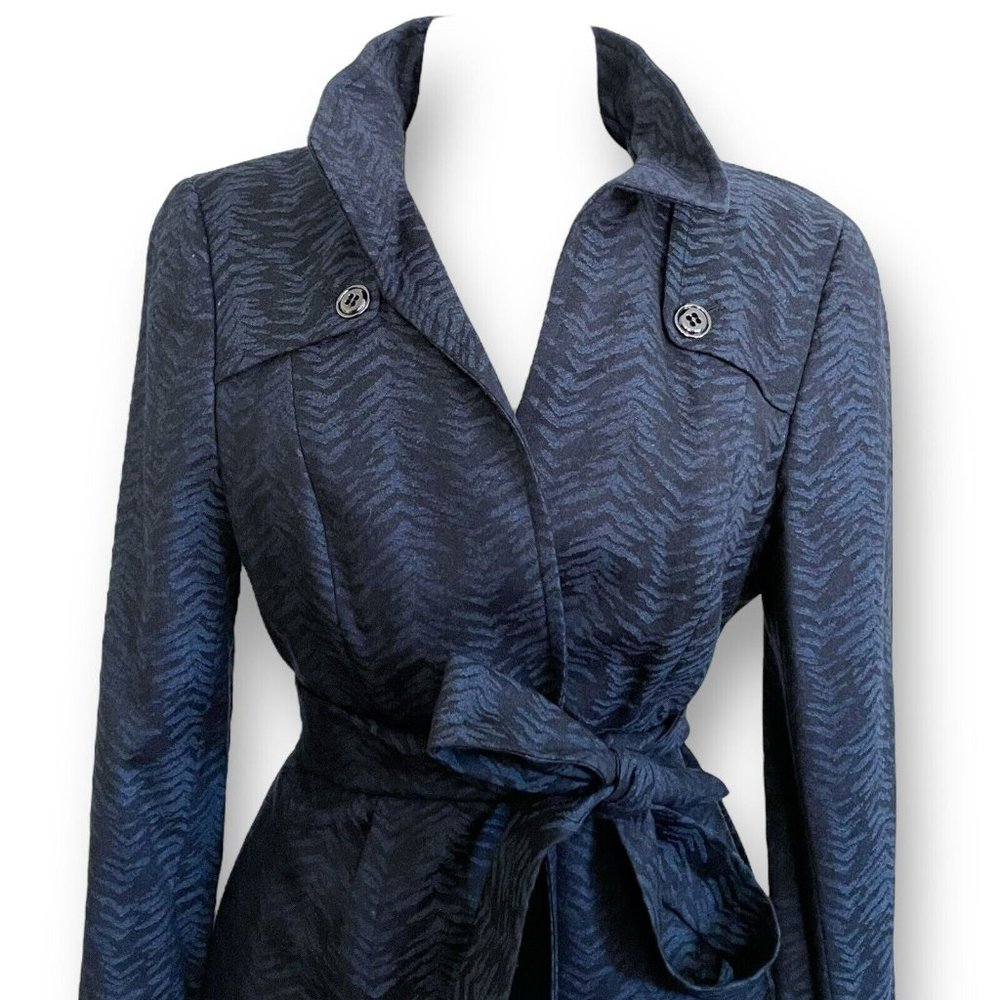 Nina McLemore Womens Blazer Jacket Sz 8 Blue Black Wool Animal Print Belted - Picture 4 of 10